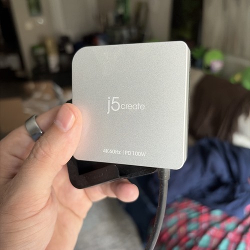 j5Create VIAGGIO DA USB-C A 4K 60HZ HDMI - acquista su j5Create VIAGGIO DA USB-C A 4K 60HZ HDMI - acquista su