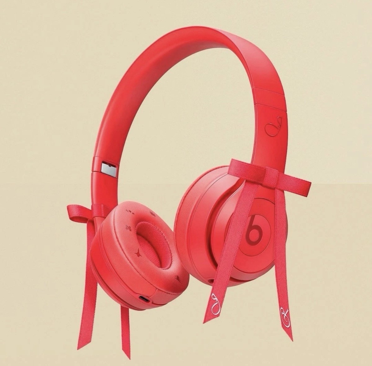 Beats Solo 4 Jennie BLACKPINK Limited Wireless Headphones Ruby Red
