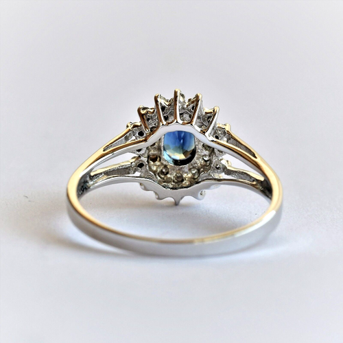 Natural Sapphire and 28 Diamonds in 9K White Gold Ring Size Q Gift Boxed NEW - Picture 13 of 13