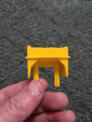 1988 Parker Brothers Board Game DYNAMITE Replacement YELLOW BRIDGE PIECE *13