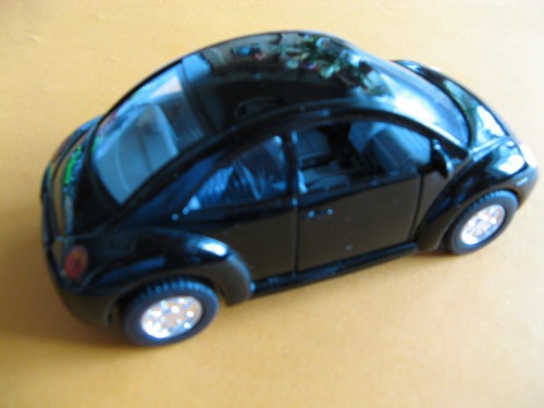 VW BEETLE tipo 1 - año 1997 negro lacado metal 1:35 fabricante Hecho en China - Imagen 3 de 6