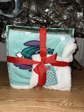 Disney Stitch Christmas Plush Sherpa   Adorable Holiday Blanket Blue 60” x 90”