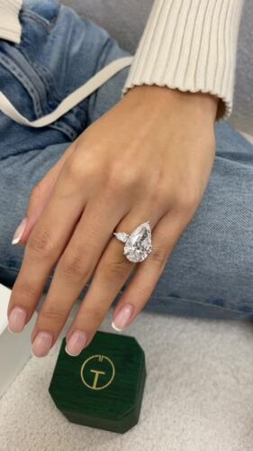 IGI Certified Diamond Pear Women Ring E VS1 11 Carat Lab created 14K White Gold - Video 1 of 1