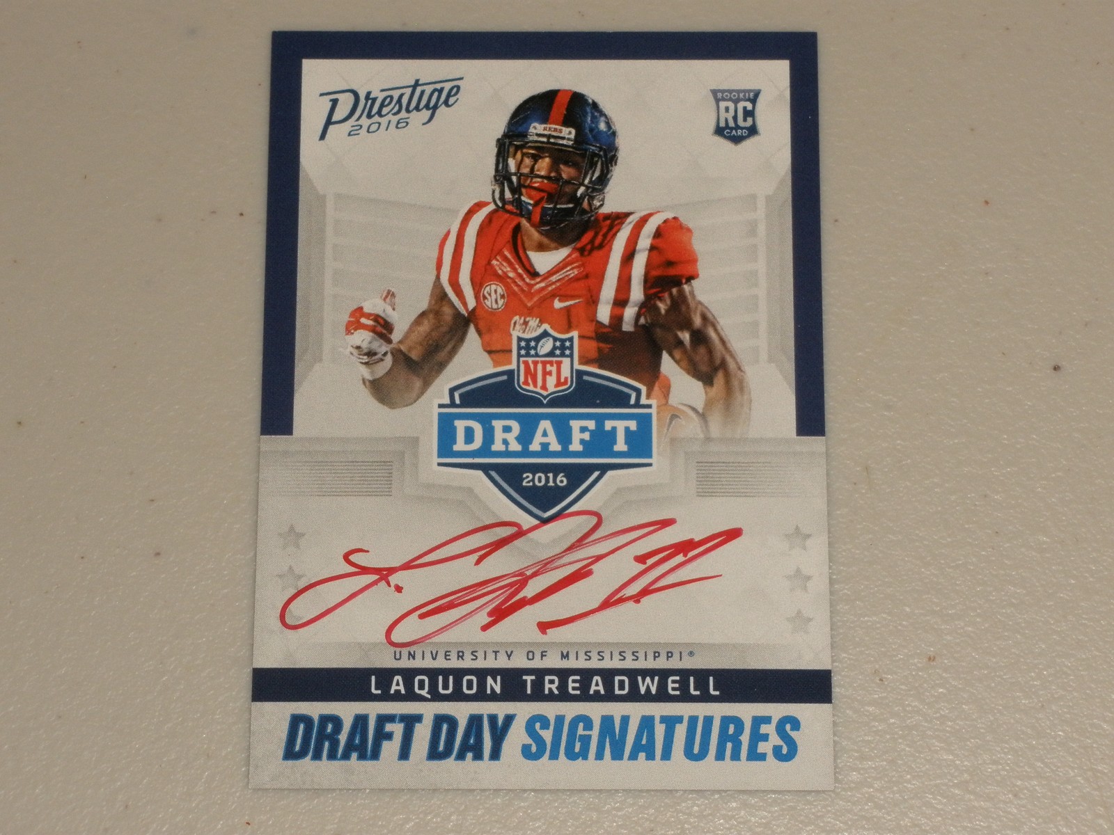 Laquon Treadwell Panini Prestige Draft Day Signatures #LT Base