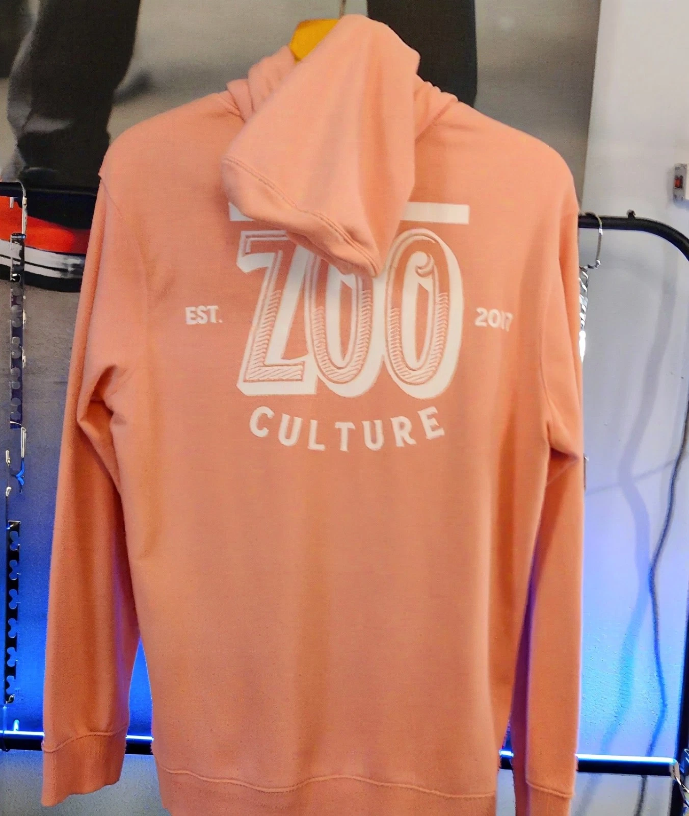 BMFit Hoodie Men’s XL Peach Pink Sweatshirt Cotton Pullover Sweater