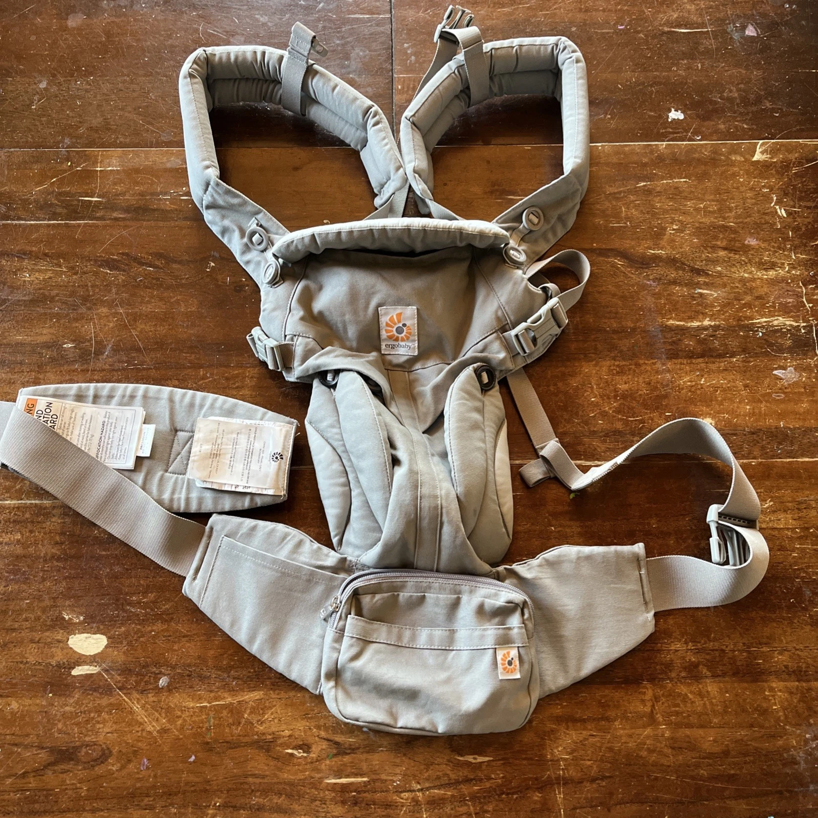 ergobaby OMNI 360 Pearl Grey Soft Structure Carrier Lightly Used