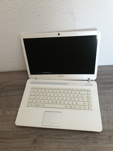 Sony Vaio PCG-7186M Notebook Core 2 Duo CPU 4GB Ram # 244