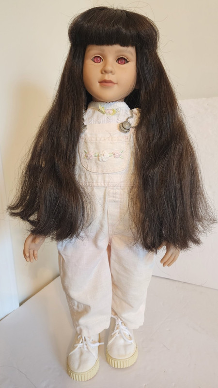 My Twinn 1997 23" TLC Eyes/1 Eyelash Brunette Orig. Outfit