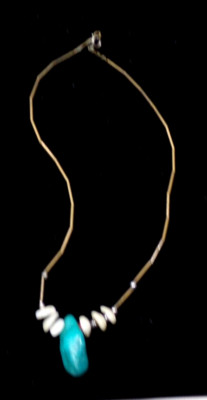 ANTIQUE, VINTAGE TURQUOISE & SHELL BEAD NECKLACE 19