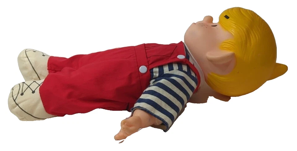 Muñeca de peluche vintage Dennis the Menace Ketcham 13" 1983 Mighty Star vinilo hecha en EE. UU. Foto 3 de 4