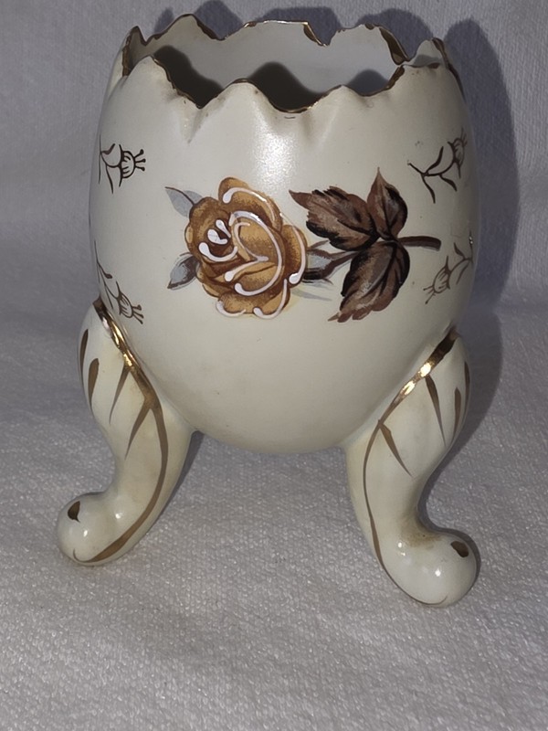 Vintage Napcoware Cracked Egg 3 Footed Porcelain Gold Trim Vase- Free Shipping