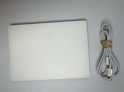 Apple Magic Trackpad 2 White, Lightning, Excellent Condition Model A1535