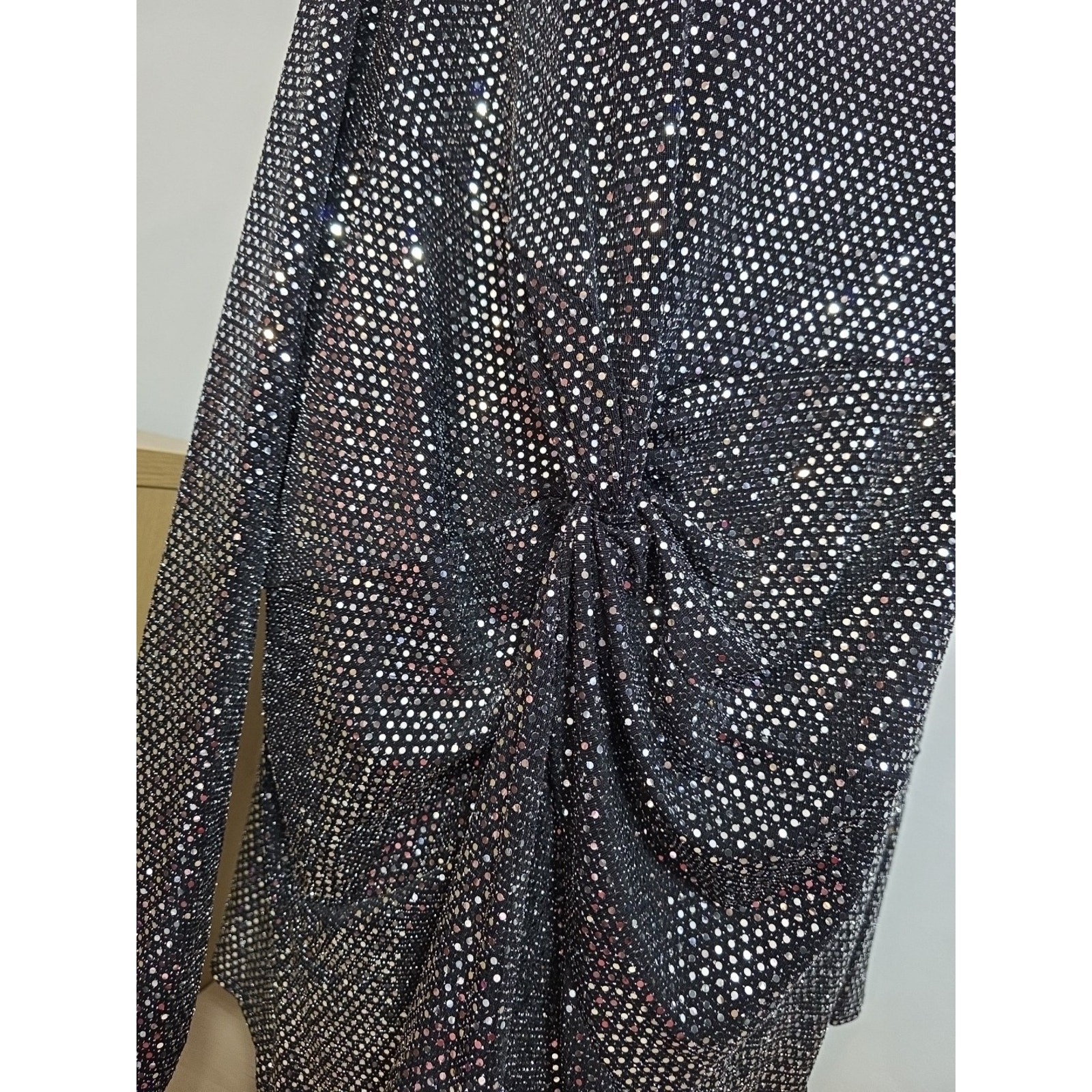 JD Williams Plus Size 32 Sparkly Sequin Top Knot Front Long Sleeve Party Tunic image 5
