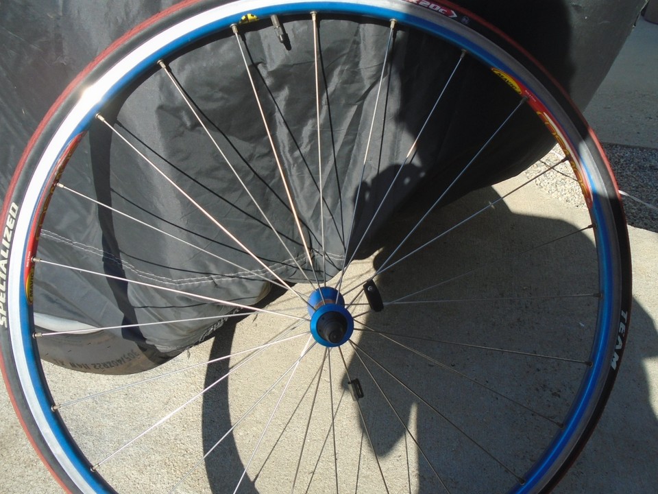 Anidized Rims MAVIC COSMOS BLUE WHEELSET 700c Road Bike Wheels 2050g 24/28 Spoke ...