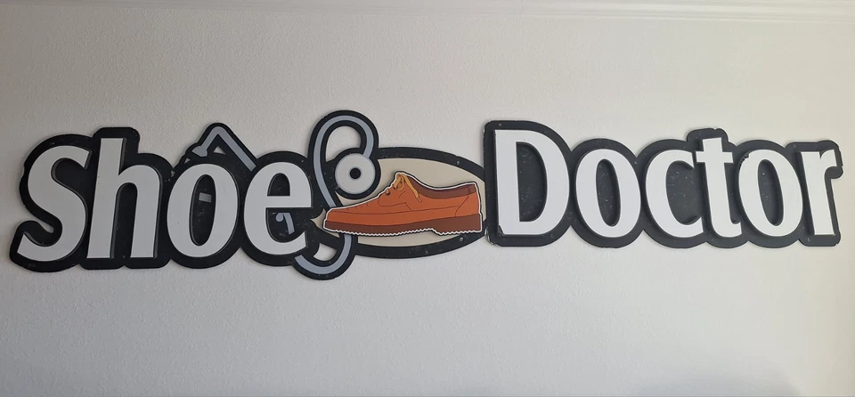 Botas de gamuza UGG Bailey Button para mujer negras/piel de oveja talla US 7/Eur 38 Foto 3 de 3