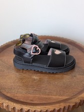 New Dr. Martens Junior Marlow Hearts Leather Sandals Size 5 Y