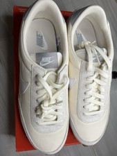 Size 11 - Nike Women's Daybreak White Gum