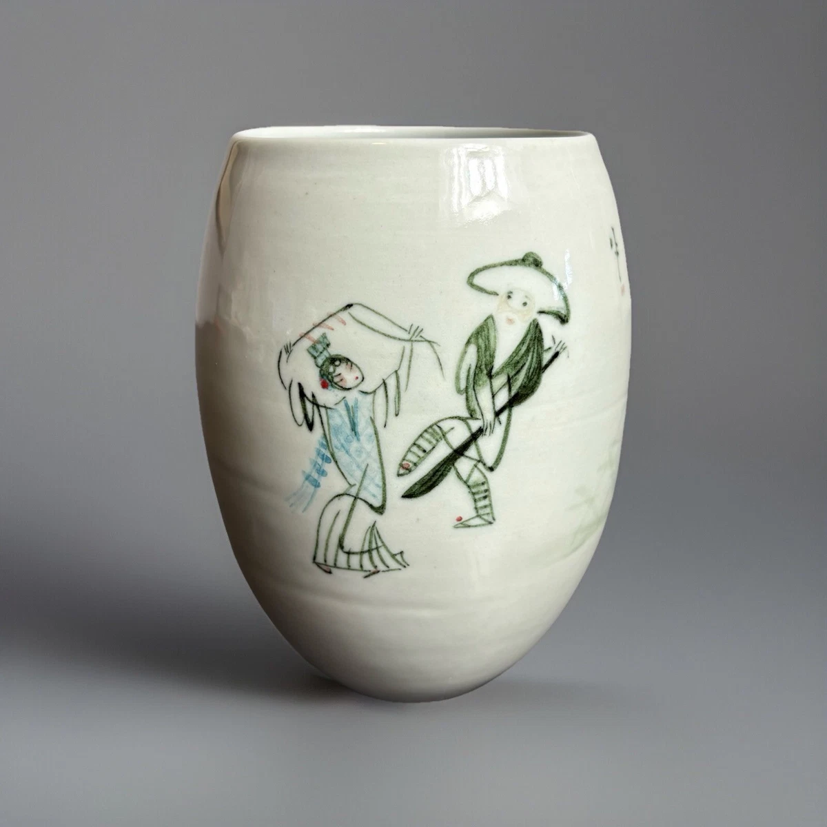 Vintage Chinese Asian Porcelain Small 5" Hand Painted Vase/Mug Brush Pot/Cup