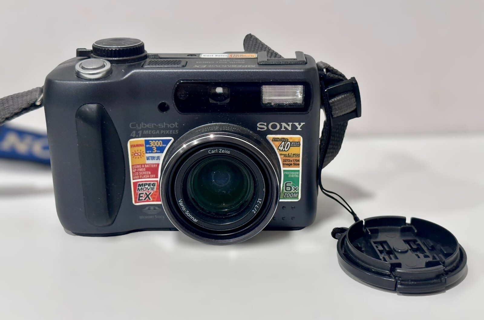 Sony Cyber Shot 4.1 Mega Pixels Digital Camera DSCS85 Carl Zeiss ACC Terminal eBay