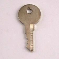 Qty. 1 Genuine Honda Marine 2E4115 Push/Choke Key (2E) OEM New Factory Free Ship
