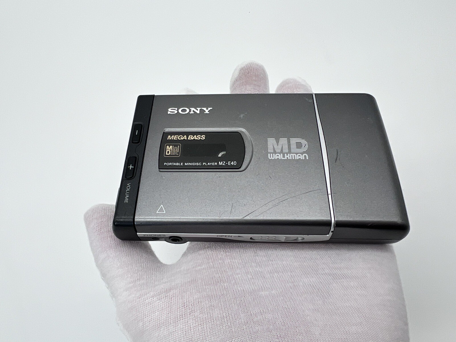 SONY WALKMAN MD MINIDISC PLAYER MZE40 eBay