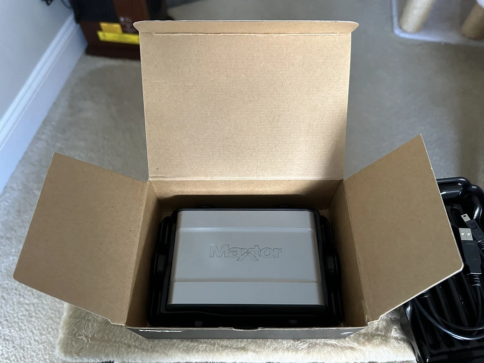 Maxtor One Touch III - Mini Edition - 100GB / 5400RPM - Pre Owned / Never Used - Image 4 of 4