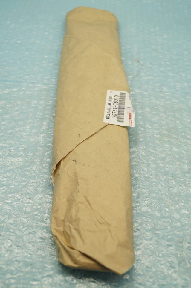 ✅ Lexus CT200h 2011-2017 moldura de pilar de puerta lateral del pasajero trasero derecho OEM Foto 3 de 3