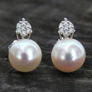 Devreye git Ay yüzeyi zeka Orecchini in ORO Bianco 18 kt 750 con PERLE 9 mm e DIAMANTI da Donna Matrimonio | eBay Devreye git Ay yüzeyi zeka Orecchini in ORO Bianco 18 kt 750 con PERLE 9 mm e DIAMANTI da Donna Matrimonio | eBay