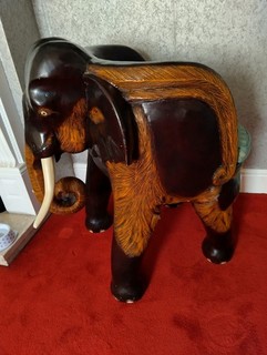 Stunning ! Antique Elephant Chair. Carved from Tree Trunk. Solid and Very Heavy