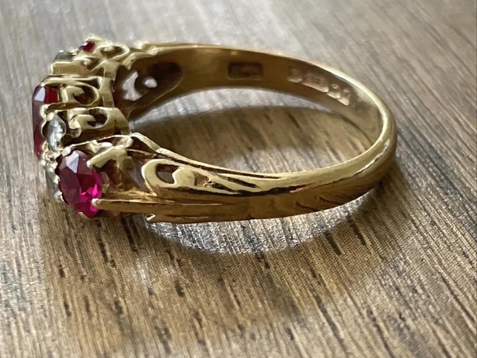 9ct Gold Ring With Ruby And Diamonds hallmarks - Image 4 of 4