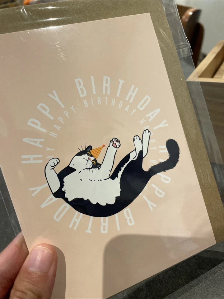 Divertida Tarjeta de Cumpleaños Gato Esmoquin Linda Tarjeta de Felicitación Gato Blanco y Negro Foto 2 de 3
