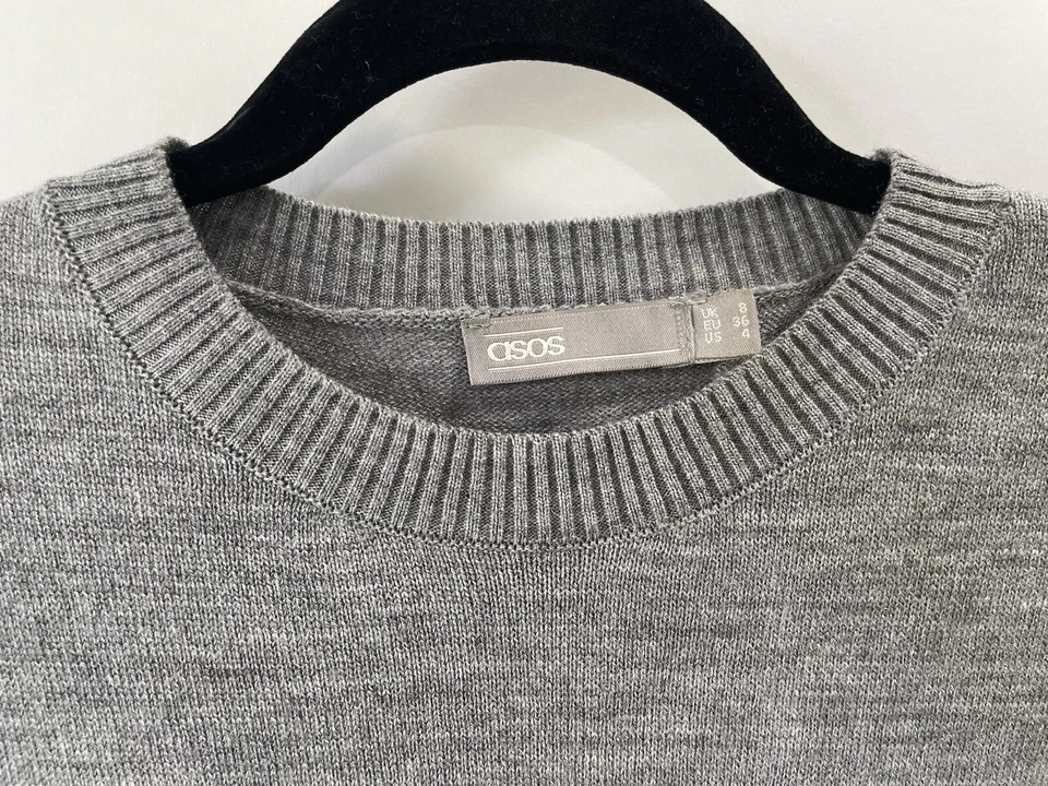 Suéter Asos Hecho en EE. UU. Gris Talla 4 Rosa Estampado Animal Foto 3 de 4