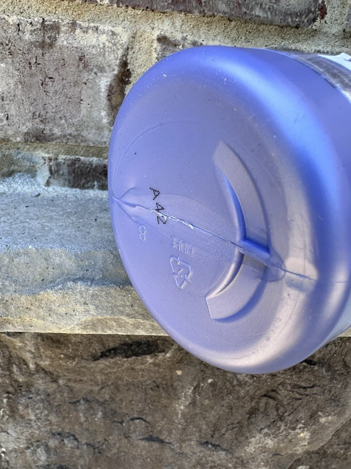 Bumble and bumble Bb Illuminated Blonde Shampoo 1Liter 33.8oz With Pump - Image 3 of 3