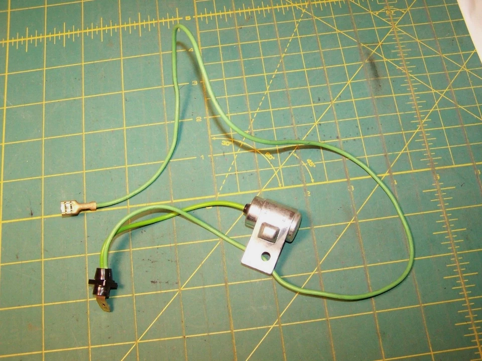 2 condensadores de encendido Beck/Arnley 172-6579 aptos para Porsche 914 1970-1976 1.7, 2.0 Foto 3 de 4