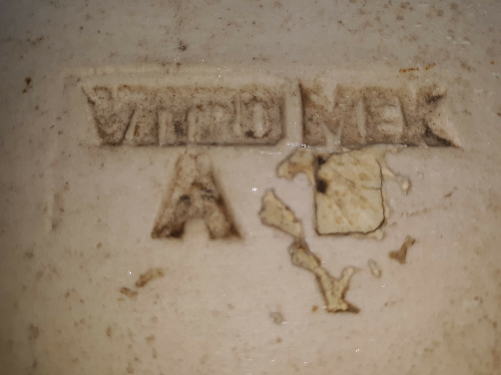 20LL50 TOILET TANK LID VITRO MEX, 2 HAIRLINE CRACKS, FAIR CONDITION eBay