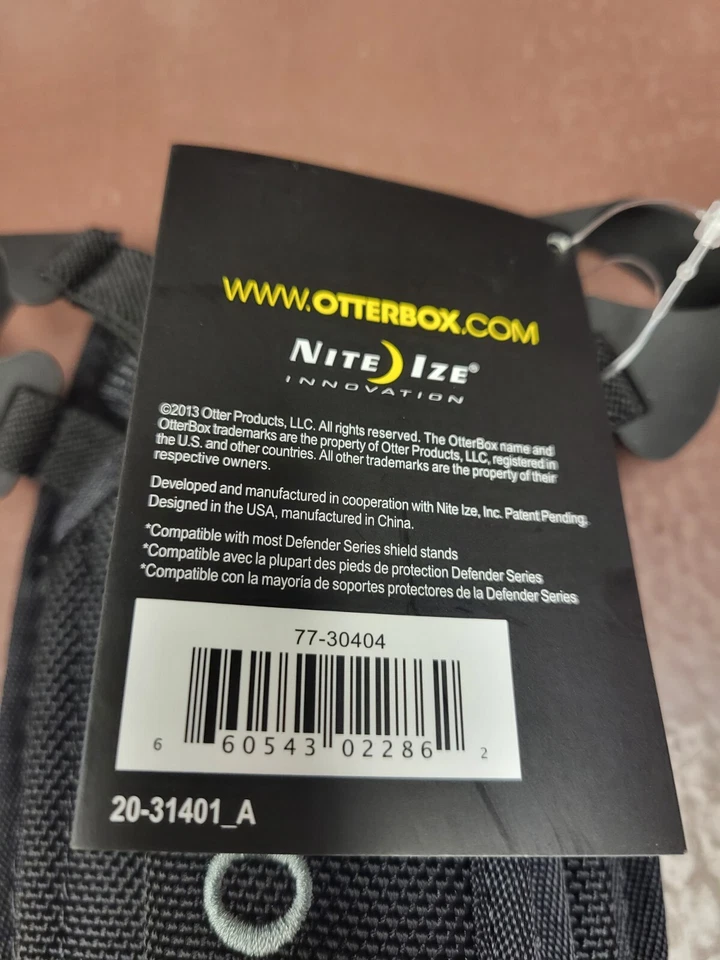 Otterbox Utility Latch II hands free tablet holder 7"- 8"  Samsung LG Toshiba - Image 4 of 4