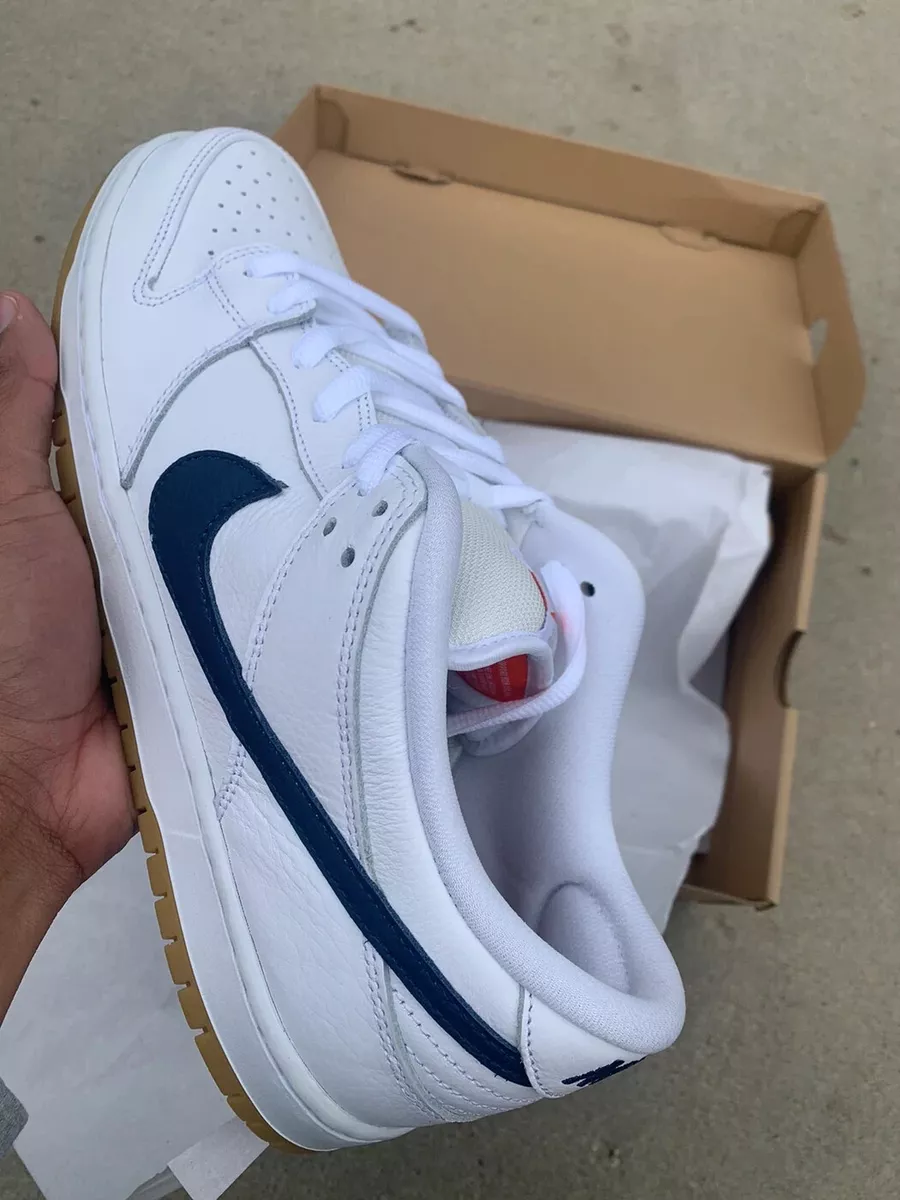 Nike dunk low orange shop label white