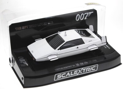 Scalextric 4359 Lotus Esprit S2 Wet Nellie James Bond HD