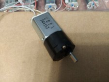 10 x Elektromotor 12 Volt DC mit Getriebe