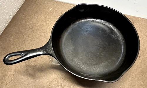 Vintage Cast Iron Wagner Ware Sidney-O- #6 Skillet #1056