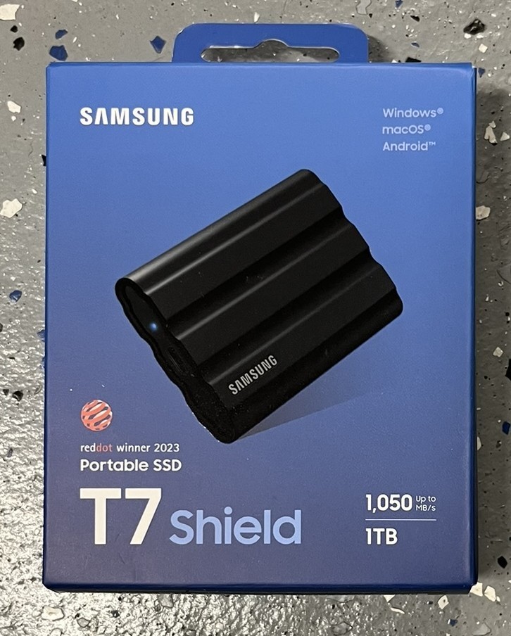 Samsung T7 Shield 外付けSSD 1T Portable SSD T7 Shield 1TB USB 3.2 | Samsung US
