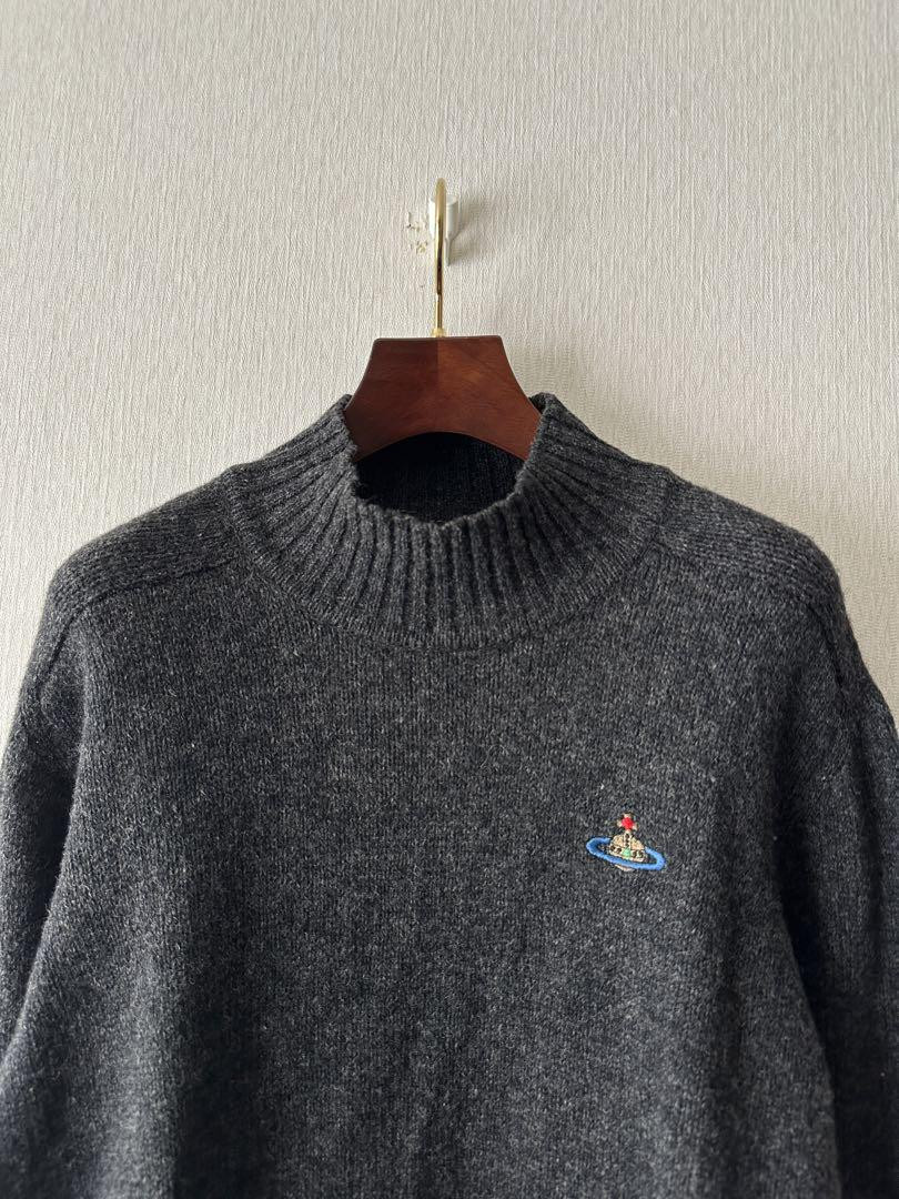 Vivienne Westwood 90s Orb Logo Knit Sweater, Size L Vivienne Westwood 90s Orb Logo Knit Sweater, Size L