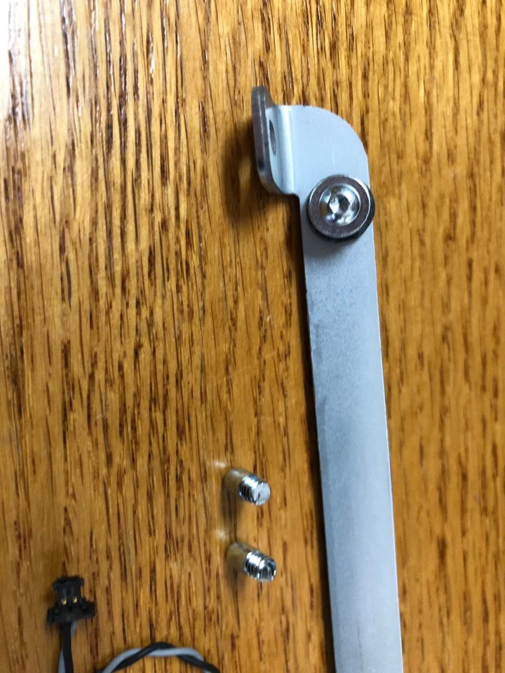 iMac Hard Drive Bracket and Screws / HD Sensor Set - Image 2 of 4