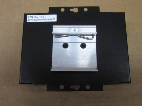WAGO 852-112 8 PORT 1-/100 INDUSTRIAL SWITCH - Picture 3 of 7
