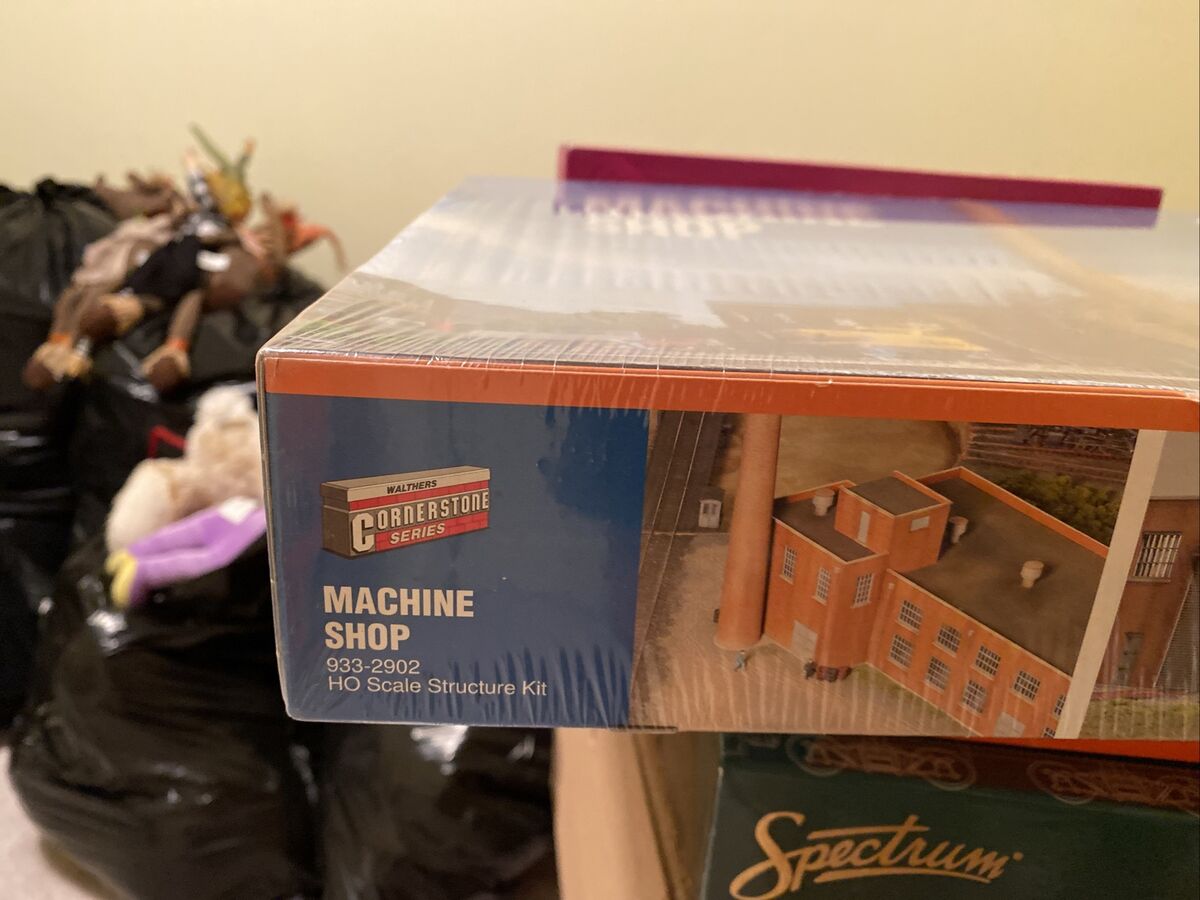 WALTHERS 「MACHINE SHOP」 ストラクチャーキット Nゲージ WALTHERS 「MACHINE SHOP」 ストラクチャーキット Nゲージ