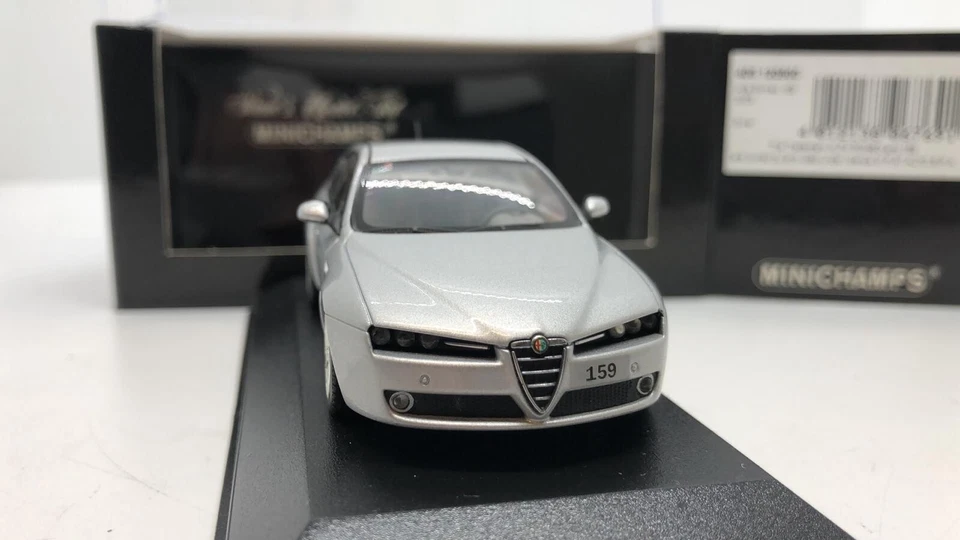 Minichamps ALFA ROMEO 159 ARGENTO EDIZIONE LIMITATA 1/4032 PZ.  SCALA 1:43 - Immagine 3 di 4