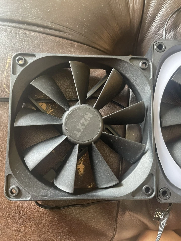 3x NZXT Computer Fans (120mm, 140mm RGB, 140mm) - Image 2 of 4