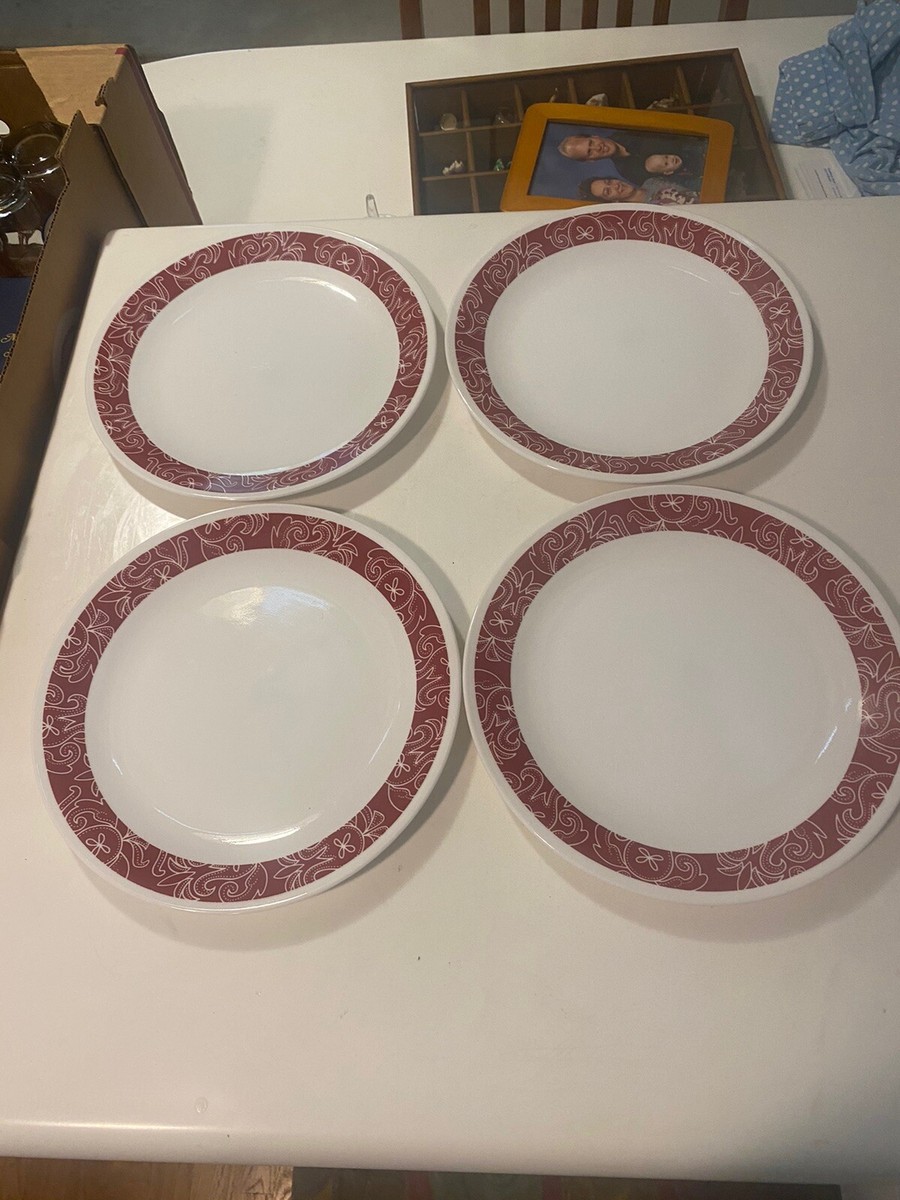 SET OF CORNING CORELLE BANDHANI RED SCROLLS 10 1/4