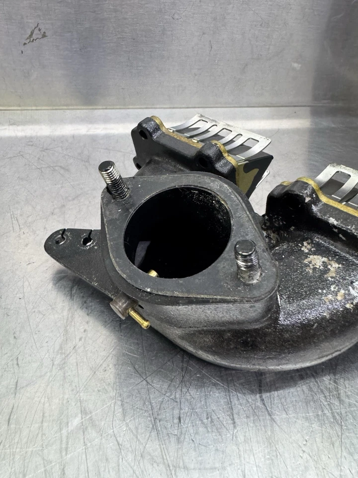 1995 96 97 98 Tigershark Montego 640 colector de admisión de un solo carburador cañas 0673-734 Foto 2 de 4