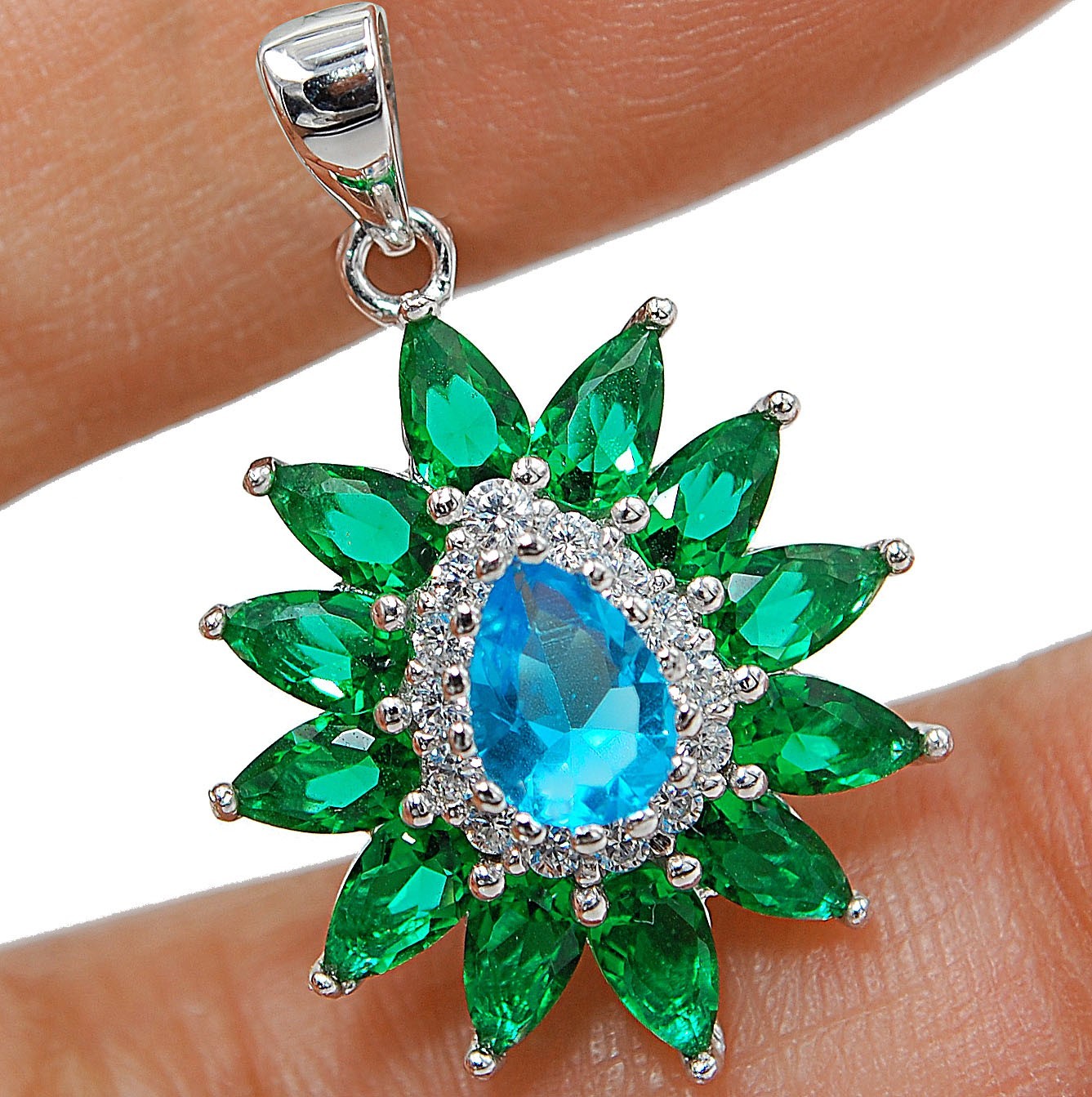 3CT Treated Emerald 925 Sterling Silver Pendant Jewelry CP3-8